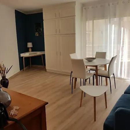 Apartment Superbe 3 Etoiles A 2 Pas De La Plage. *